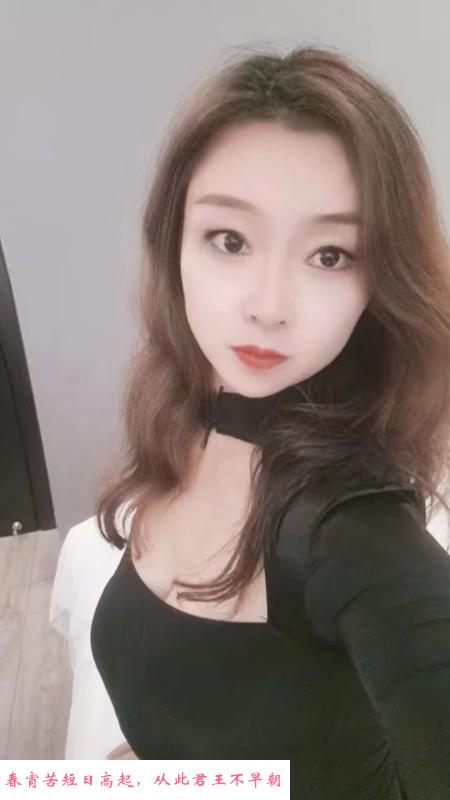 西湖小姐姐 第1张