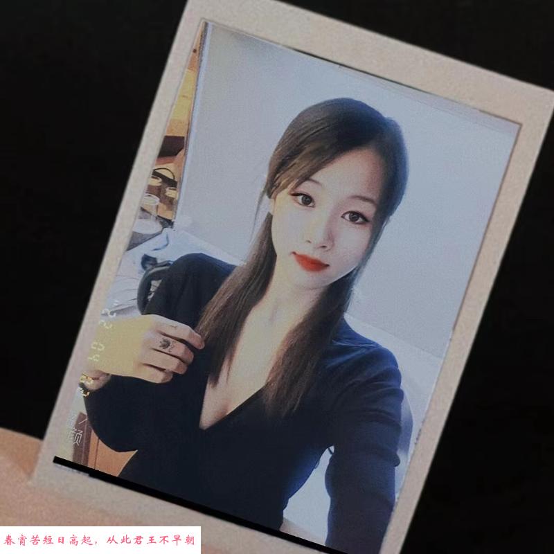 小年轻身材爆表诗诗 第1张