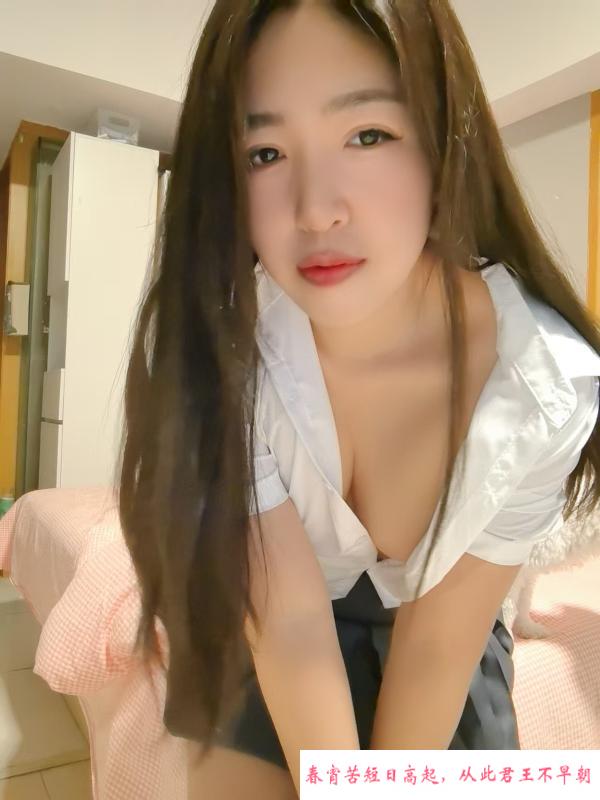 温柔型美胸骚妇 第1张