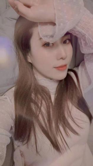 徐汇区高颜值美女 第1张