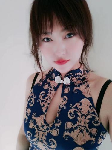 欧亚达研究生长腿妹子 第1张