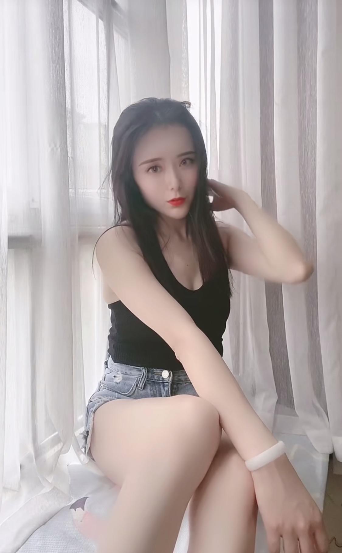 体验性感风骚的妹子，会喷，可口爆 第1张