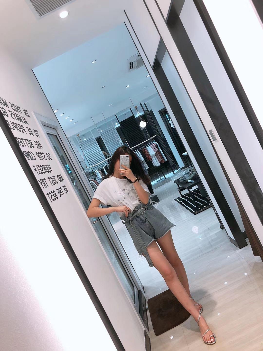：2020年9月5丝袜女仆装小情调的晓晓 第3张