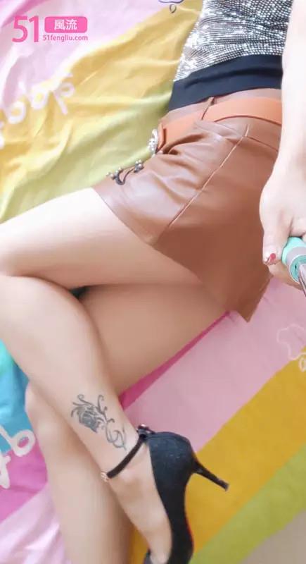 舔肛骚姐姐 第1张