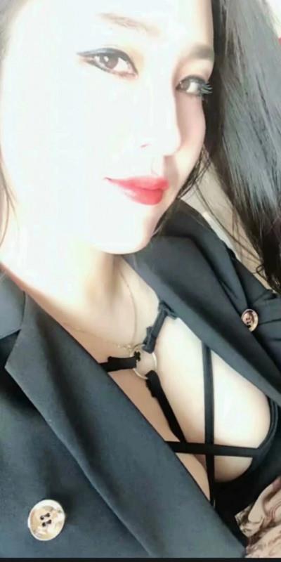 少妇艾莉 第3张
