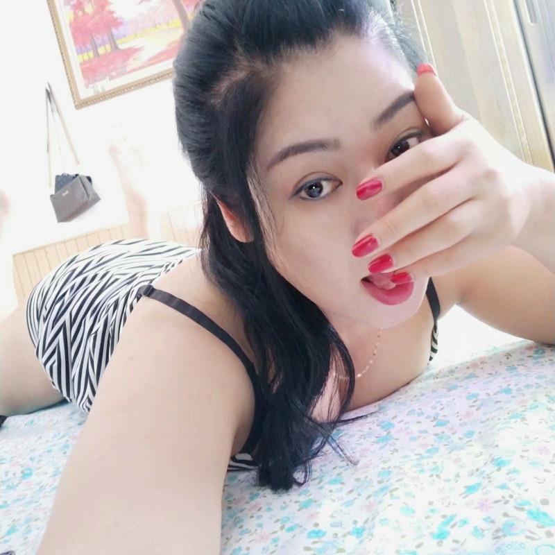 交大大胸熟女 第2张