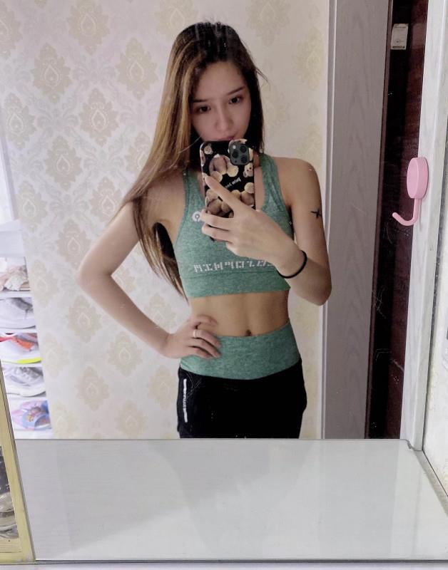 一个口活很好的妹子 第3张