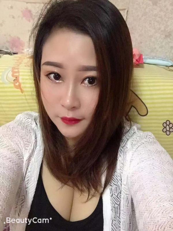 大胸坚挺还柔软 第1张