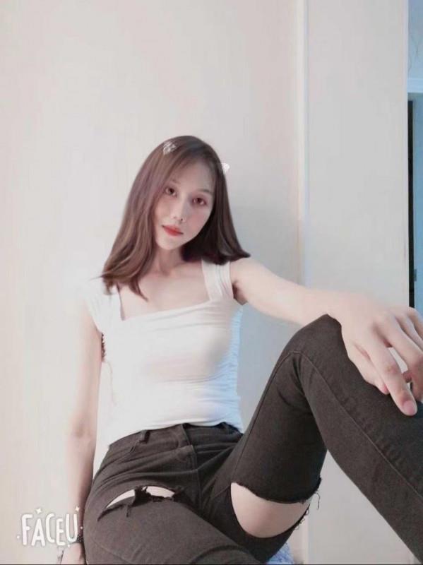 江宁长腿姐姐 第1张