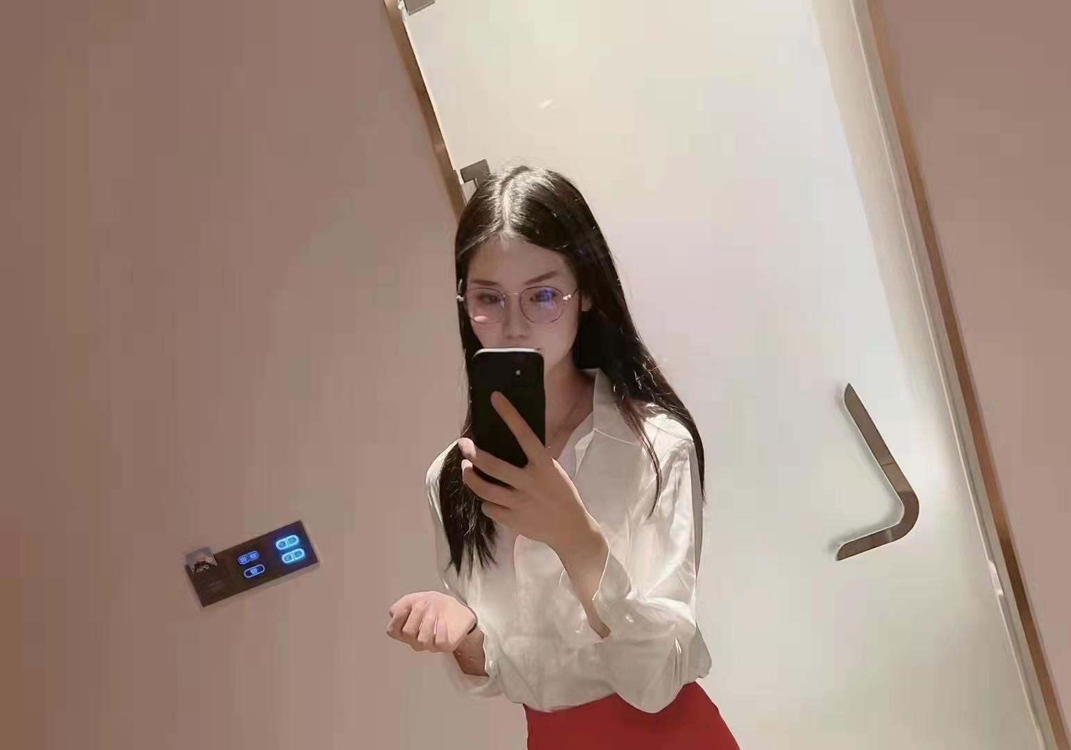 年前最后一炮私约清纯高挑老友，腿都干软了 第1张