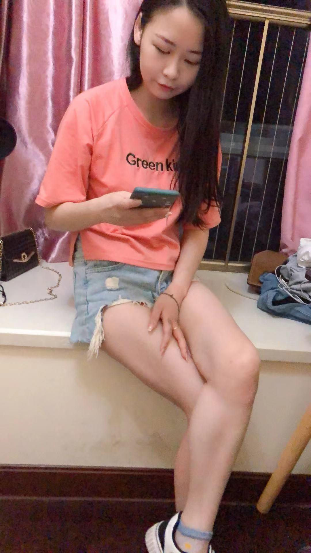 海口苗条温柔小贝贝 第2张